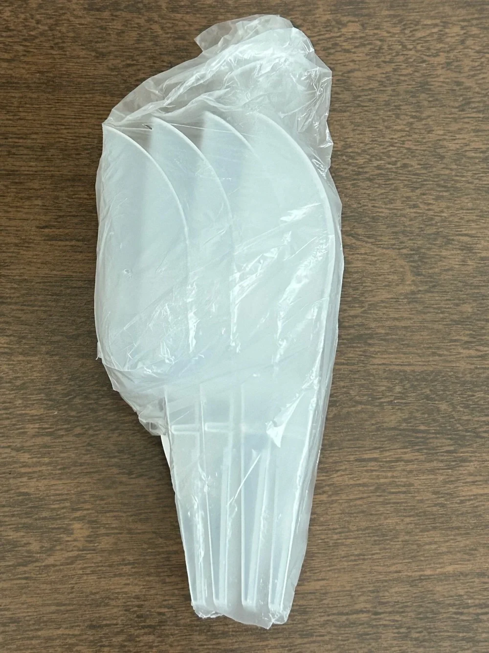 NIP SET OF 4 TUPPERWARE CLEAR NATURAL SMALL SCOOPS